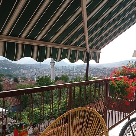 Romantic Sarajevo Bilik gambar